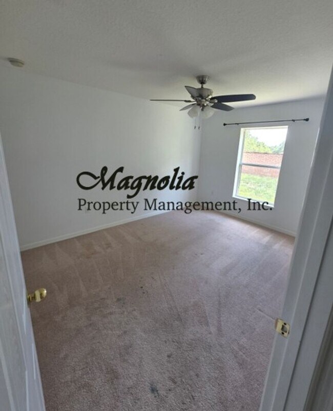 Building Photo - 1629 Pickard Cir