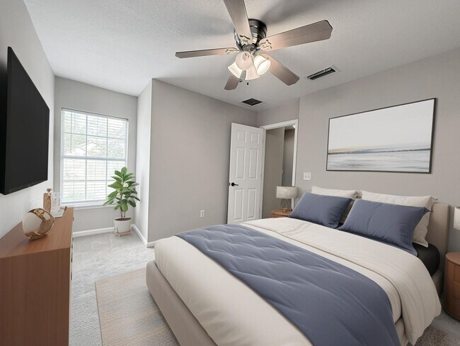 Building Photo - BEAUTIFUL 3/2.5 Hillcrest Townhome with ov...