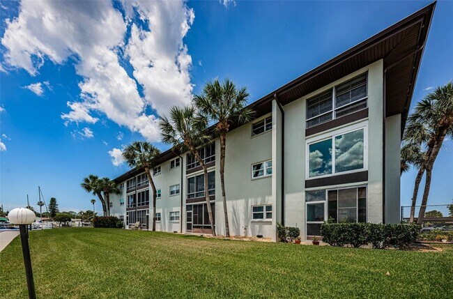 Building Photo - 5157 Silent Loop