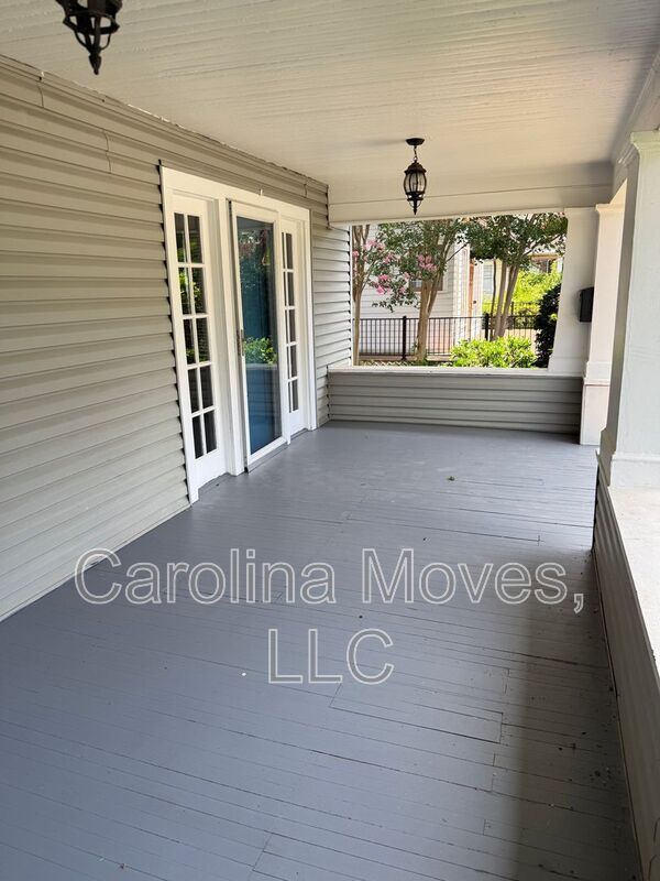 Building Photo - 112 Lavinia Ave