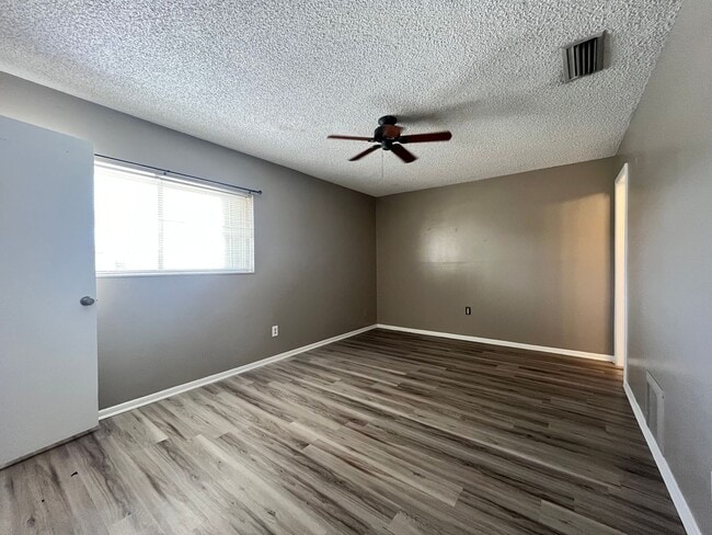 Building Photo - Indian Harbor Beach Townhome