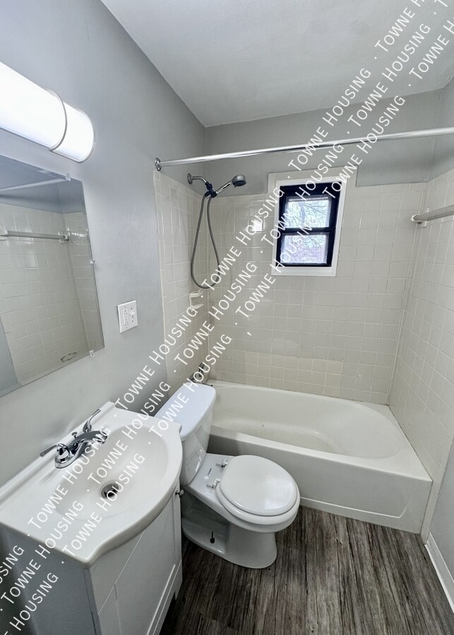 Building Photo - 16 Knowlton Ave