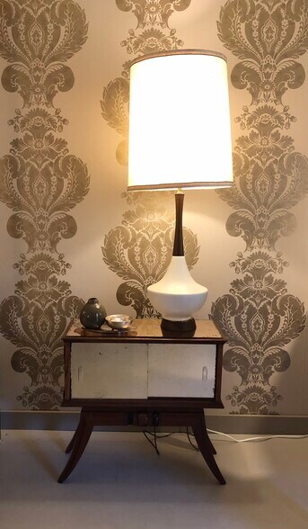 Bedroom Detail - 388 Eichybush Rd