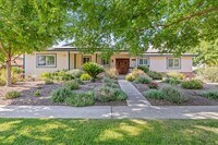 Building Photo - 2018 W Los Altos Ave