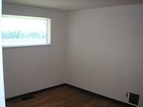 Building Photo - 9128 48th Ave S