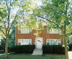 Building Photo - 2721 Lynn Ter