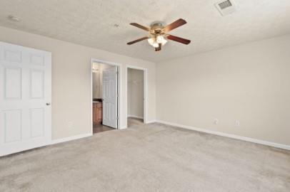 Building Photo - 5304 Fairington Club Dr