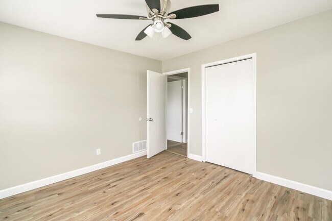 Building Photo - 206 Bowers Cir