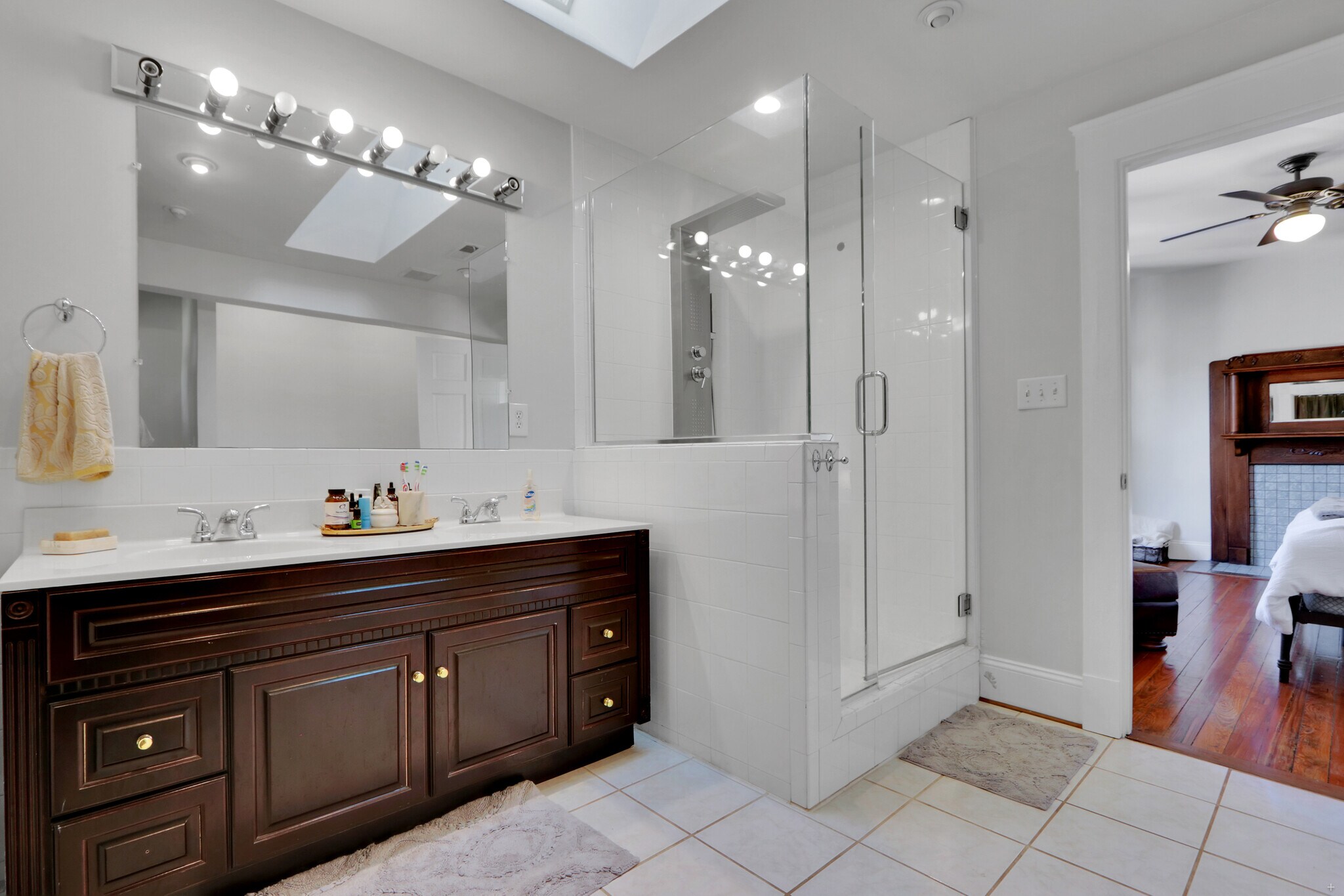 Building Photo - 1027 Eleanor St