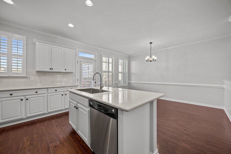 Building Photo - 1319 Rodessa Run