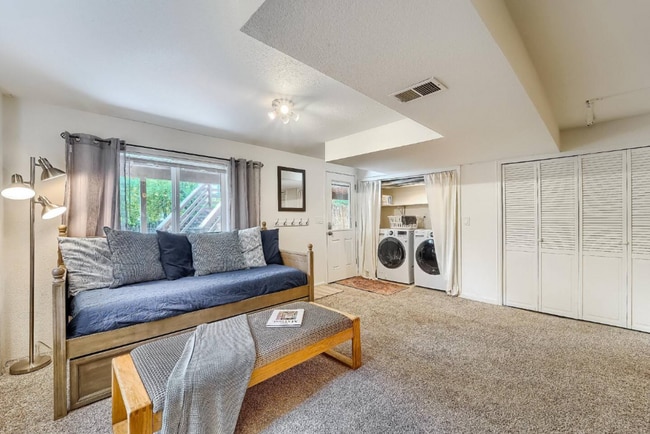 Building Photo - Cozy Arvada Downstairs Duplex Available Now!