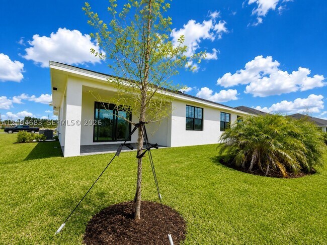 Building Photo - 10691 Wilgrove 10691