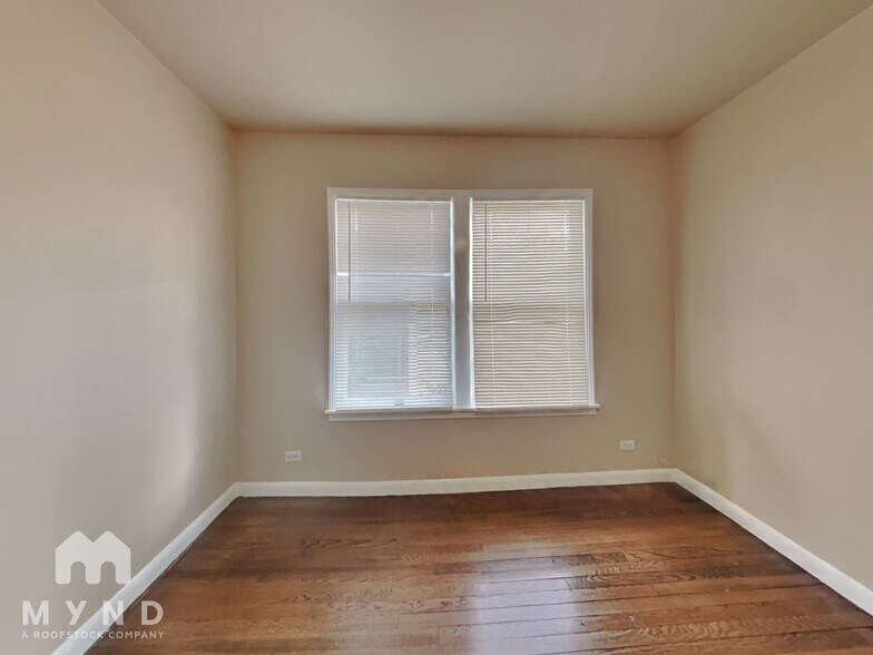 Building Photo - 206 Babcock Rd