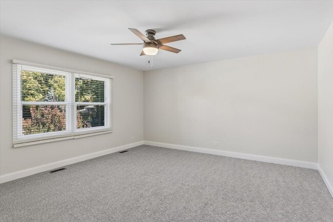 Building Photo - 1145 Sequoia Rd