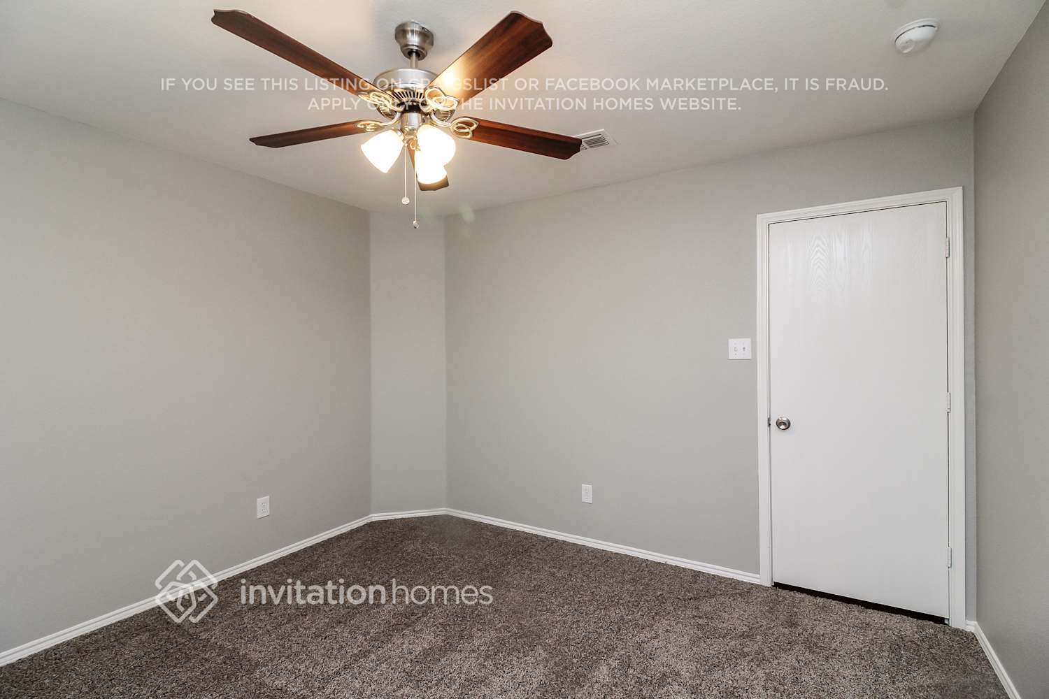 Building Photo - 2940 Marco Dr