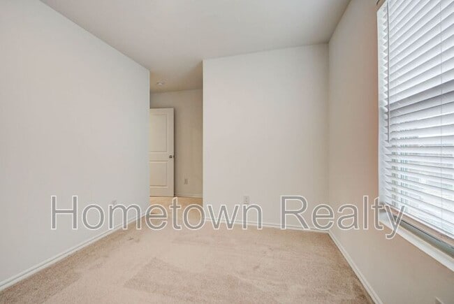 Building Photo - 3302 NW 148th St