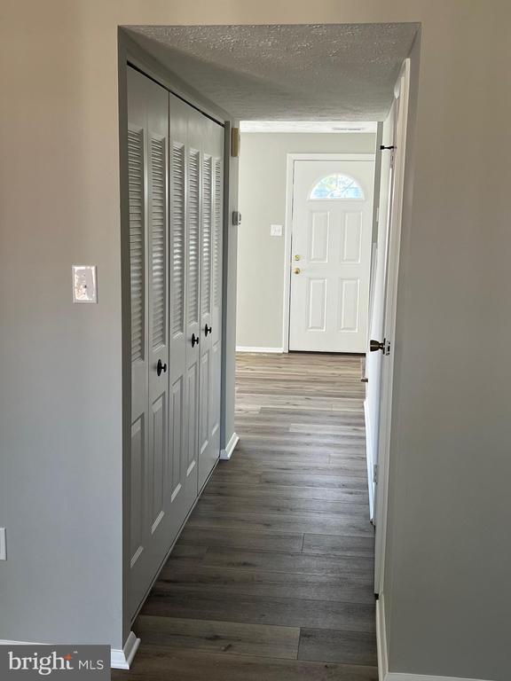 Building Photo - 132 Savannah Ct