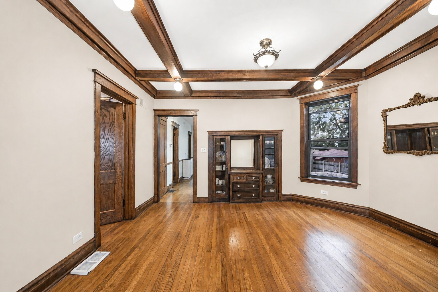 Building Photo - 1449 W Hollywood Ave