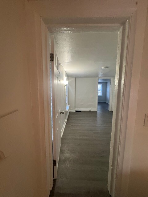 Building Photo - 409 Beech St