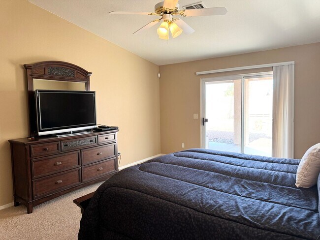 Building Photo - Spacious 3-Bedroom Home with RV Parking & Boat-Deep Garage