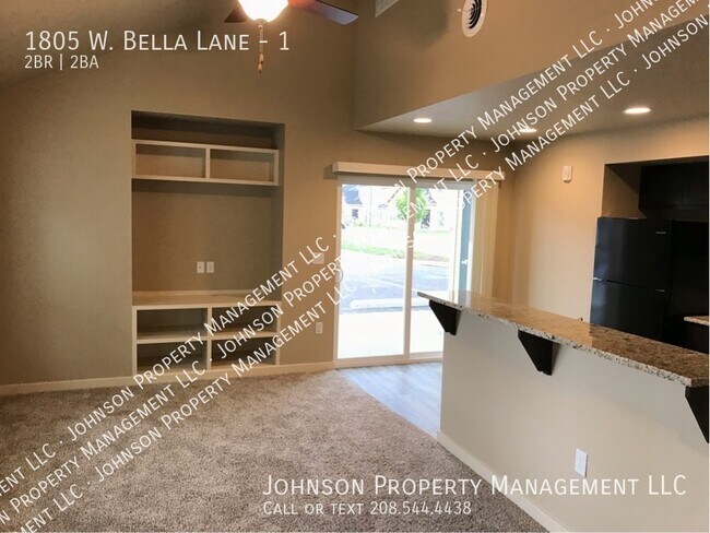 Building Photo - 1805 W Bella Ln