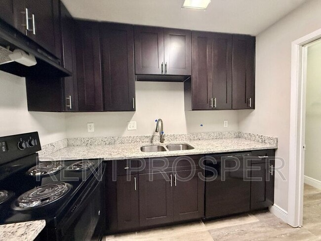 Building Photo - 4111 S Semoran Blvd