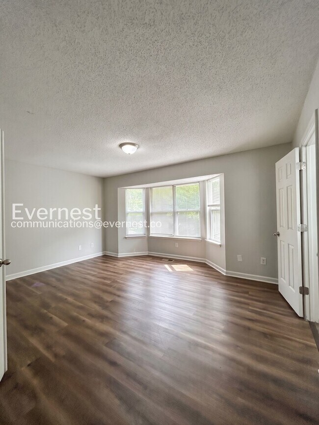 Building Photo - 9601 Marshbrooke Rd