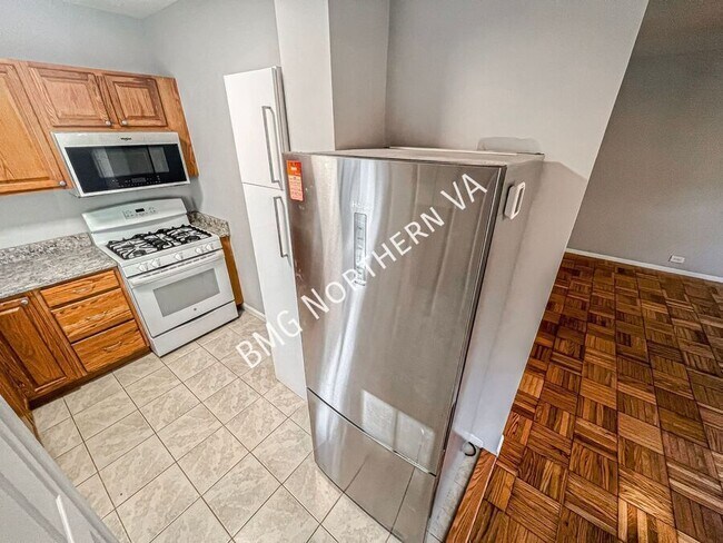 Building Photo - 1647 Fitzgerald Ln