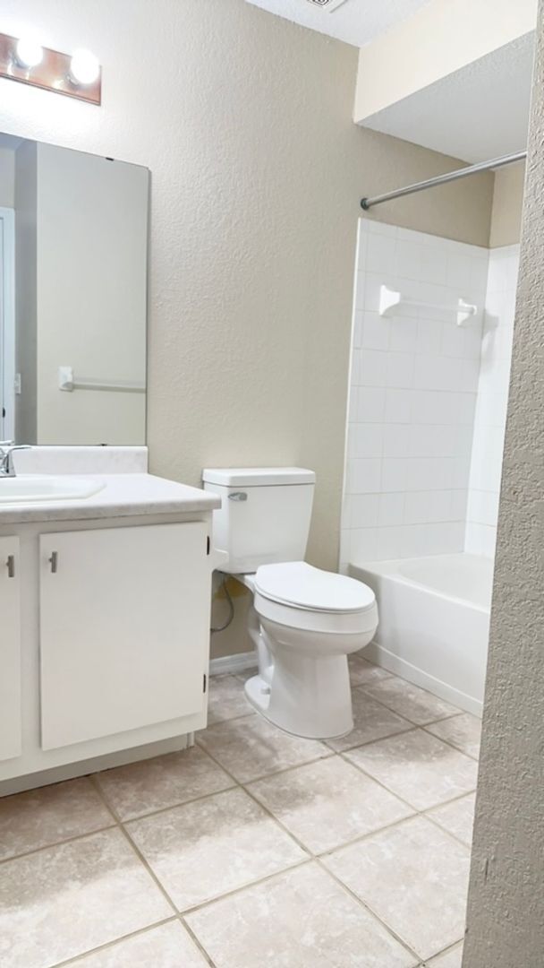 Building Photo - Lovely 2 bedroom 2 bath Condo in Audubon V...