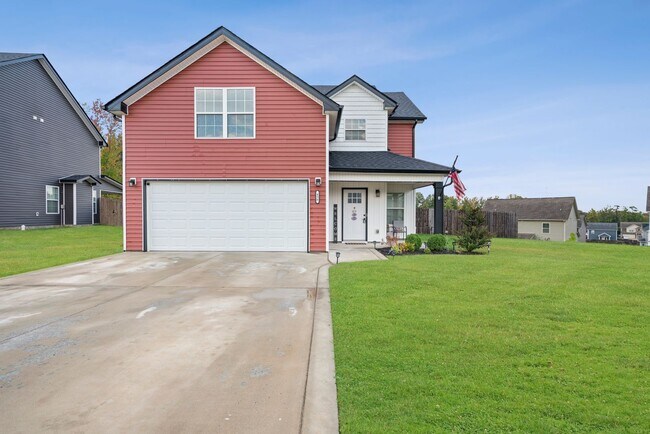 Building Photo - 456 Woodtrace Dr