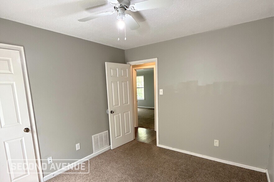 Building Photo - 2530 Sage Meadow Dr