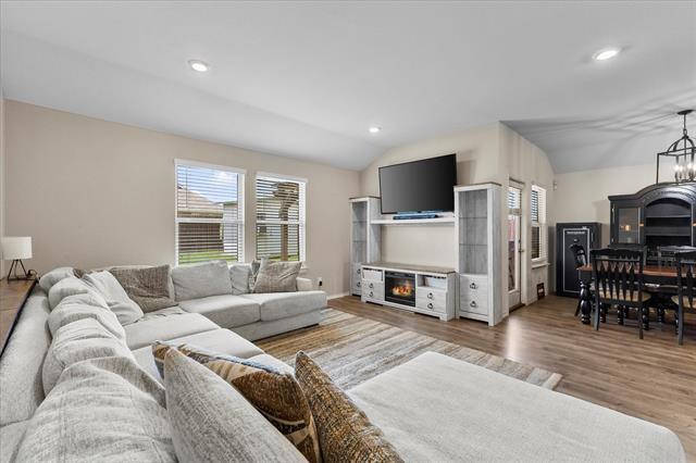 Building Photo - 2113 Tulipwood Dr