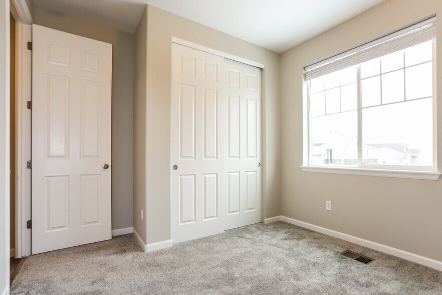 Building Photo - 26442 E Moraine Pl
