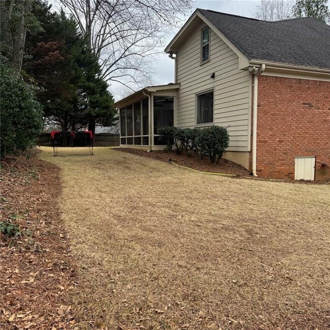 Building Photo - 1951 Wellington Ln