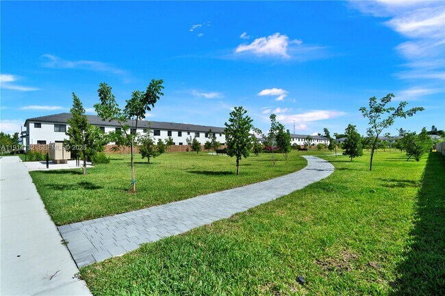 Building Photo - 34520 SW 191st Ct