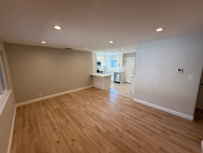 Building Photo - 1631 Frisbie Ct