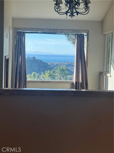 Building Photo - 703 Via Presa