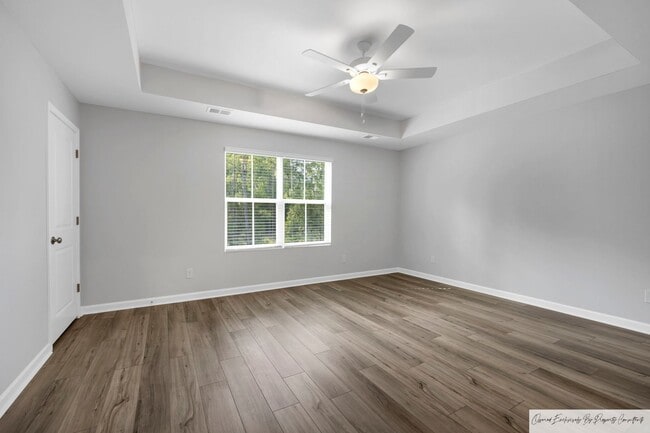 Building Photo - MODERN 3 BEDROOM IN LEXINGTON'S MURRAY VILLAGE