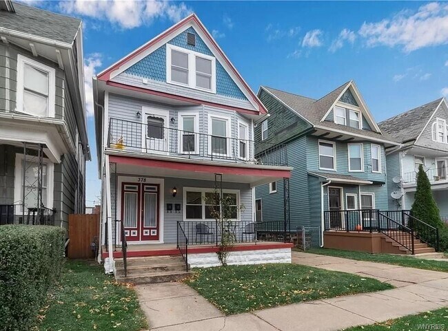 Building Photo - 378 Breckenridge St