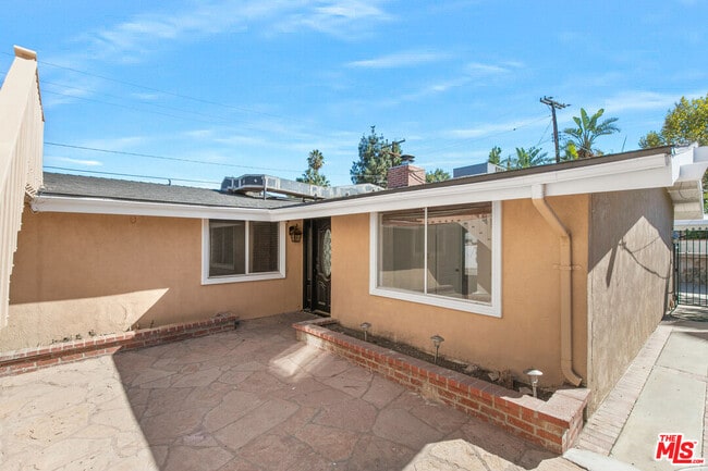 Building Photo - 20500 Archwood St