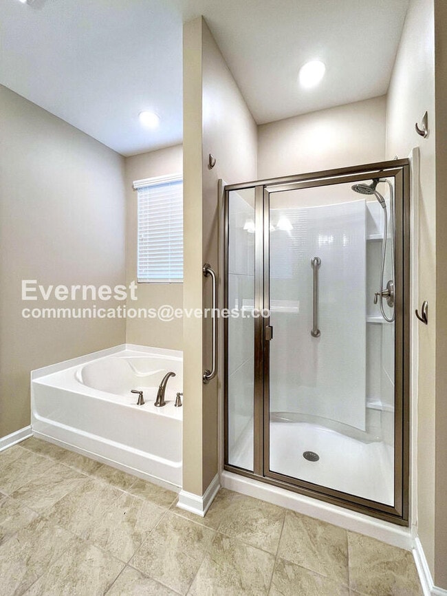 Building Photo - 3724 Hoggett Ford Rd