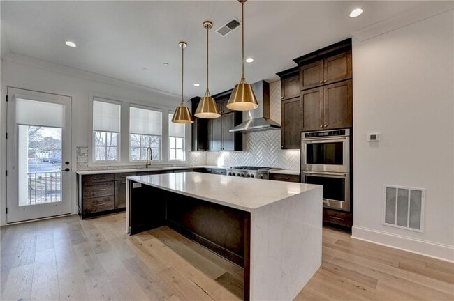 Building Photo - 435 Mayfair Ct