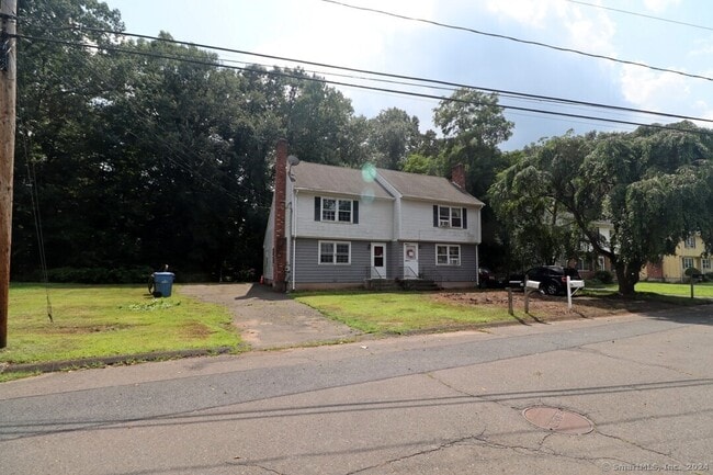 Building Photo - 74 Westerly St