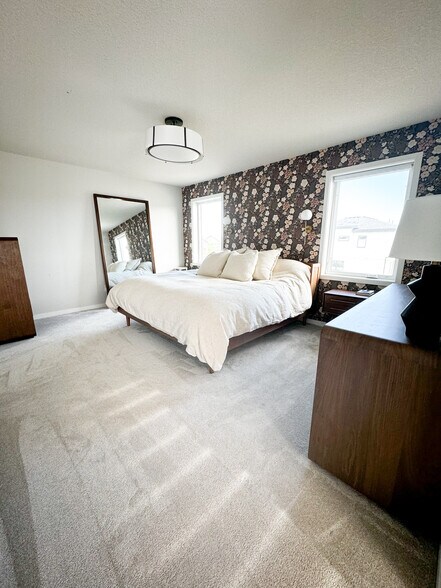 Building Photo - 5017 161st St W