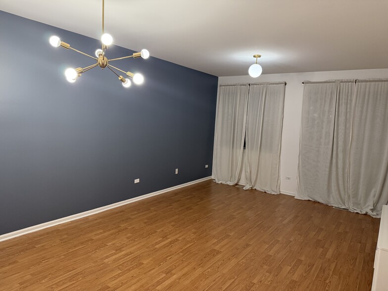 living room - 2965 Stockton Ct