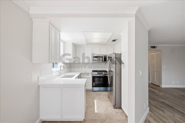 Building Photo - 26790 Claudette St