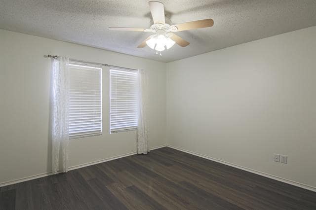 Building Photo - 1477 Greenbrook Dr