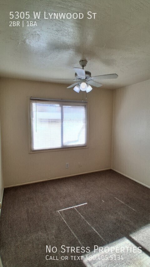 Building Photo - 5305 W Lynwood St