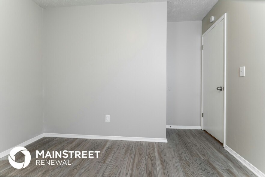 Building Photo - 689 Durham Crossing