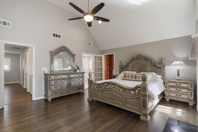 Building Photo - 97 Huntington Rd NE